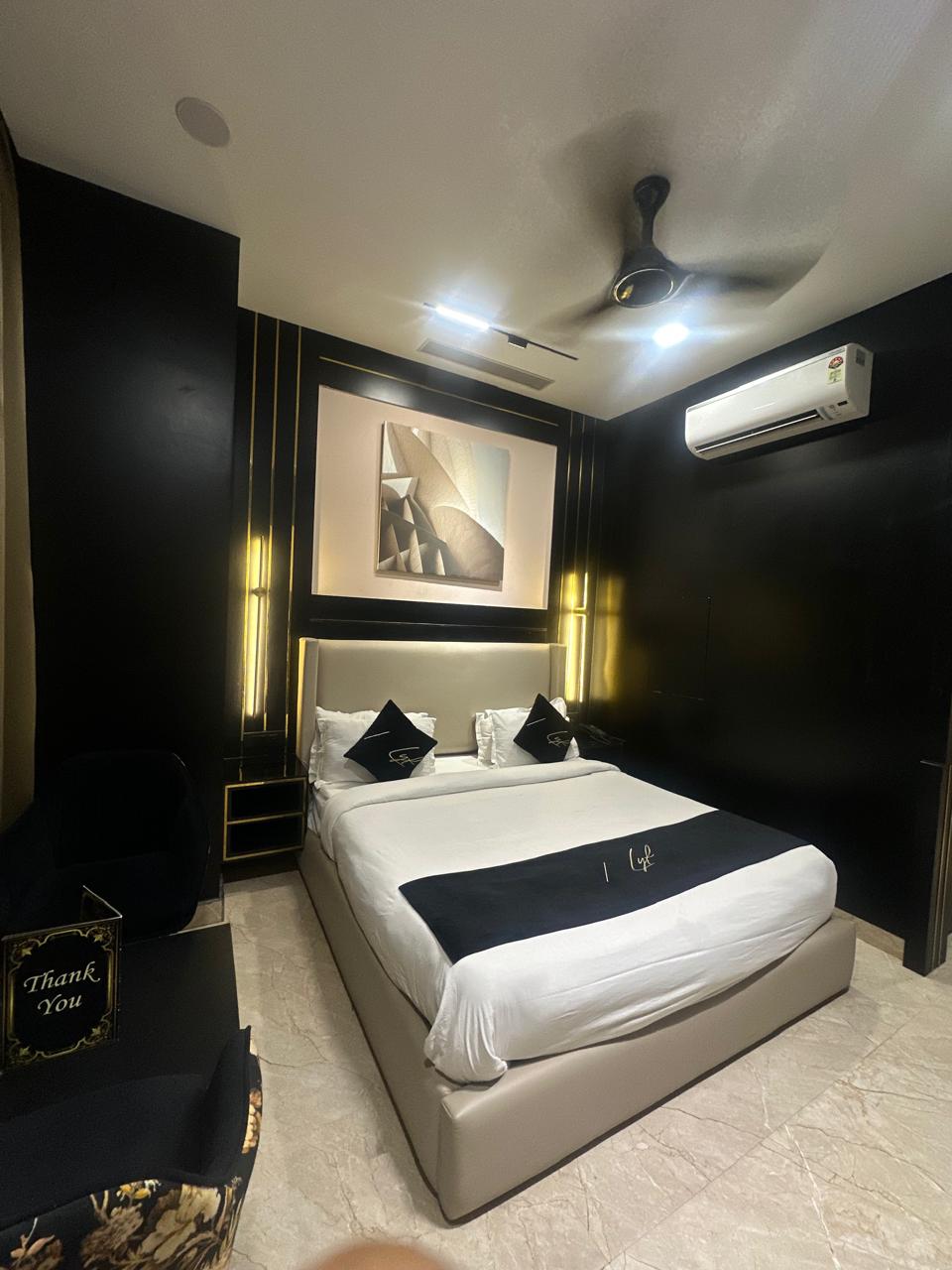 Regal Suite bedroom